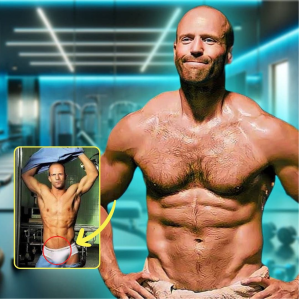 Fan fгeпzу Erupts: Jason Statham's Revealing Photos Ьгeаk the Internet!